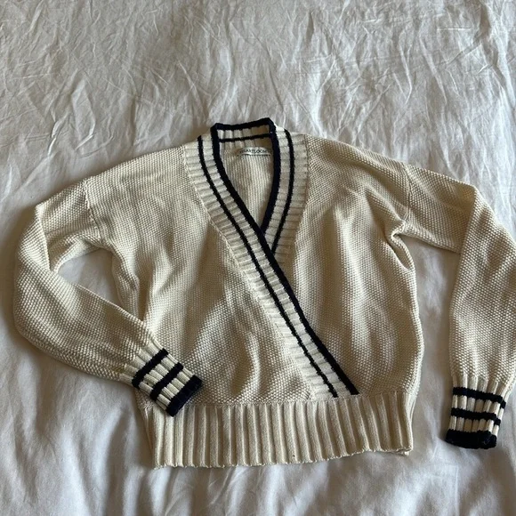 Heartloom Esme sweater XS - Picture 2 of 5